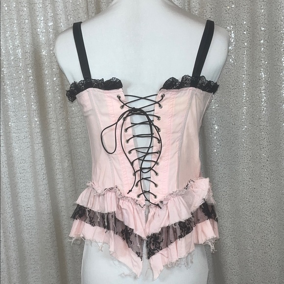 Vintage Lip Service Rosary’s Garden Blush and Black Lace Corset - Picture 3 of 6